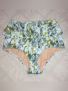 Kortni Jeane swim bottoms XS